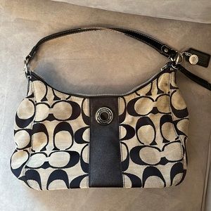 Coach Signature A1261-F19281 hobo bag
